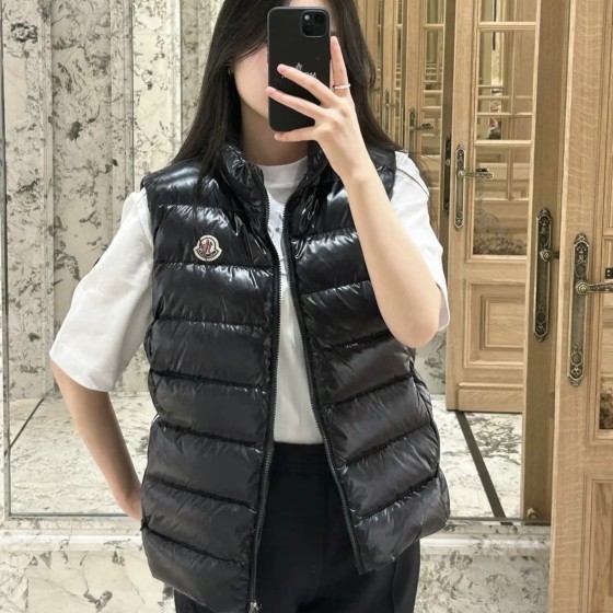 몽클레어 GHANY 가니 경량 여성 패딩 조끼