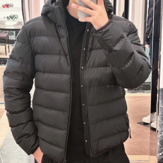 몽클레르 Jeluz 젤루즈 쇼트 남여공용 다운 자켓