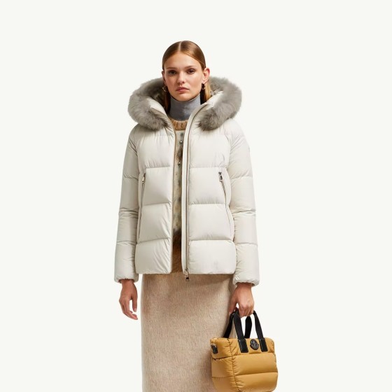 몽클레어 라이체퍼 Laichefur 여성용 패딩