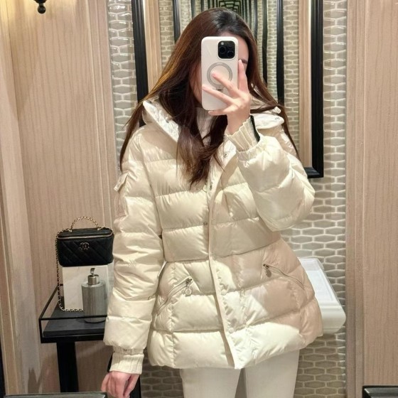 몽클레어 Barante 후드 쇼트 다운 재킷